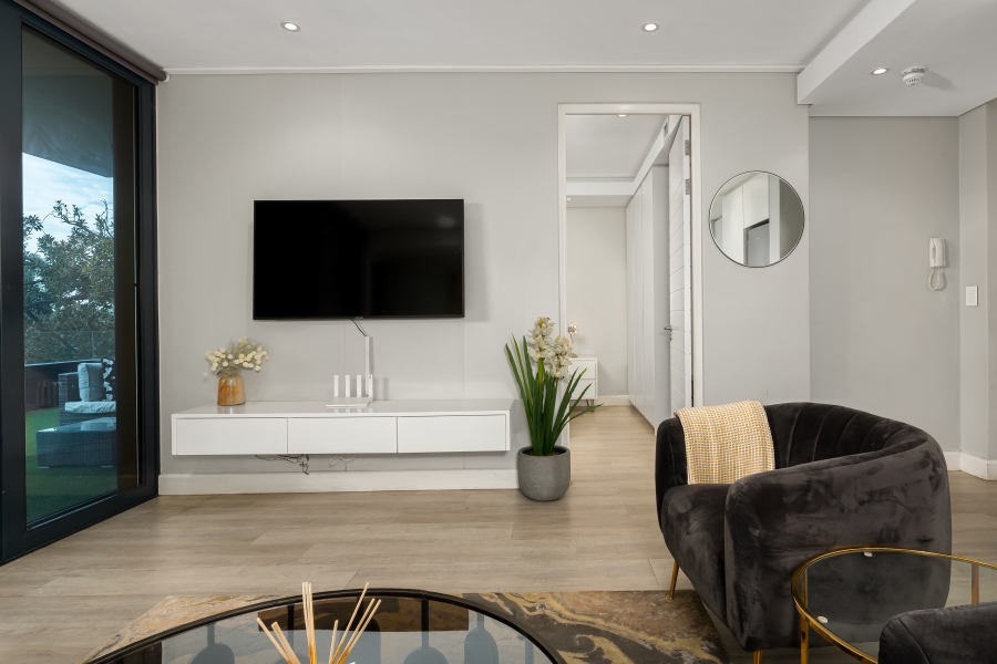 1 Bedroom Property for Sale in Green Point Western Cape